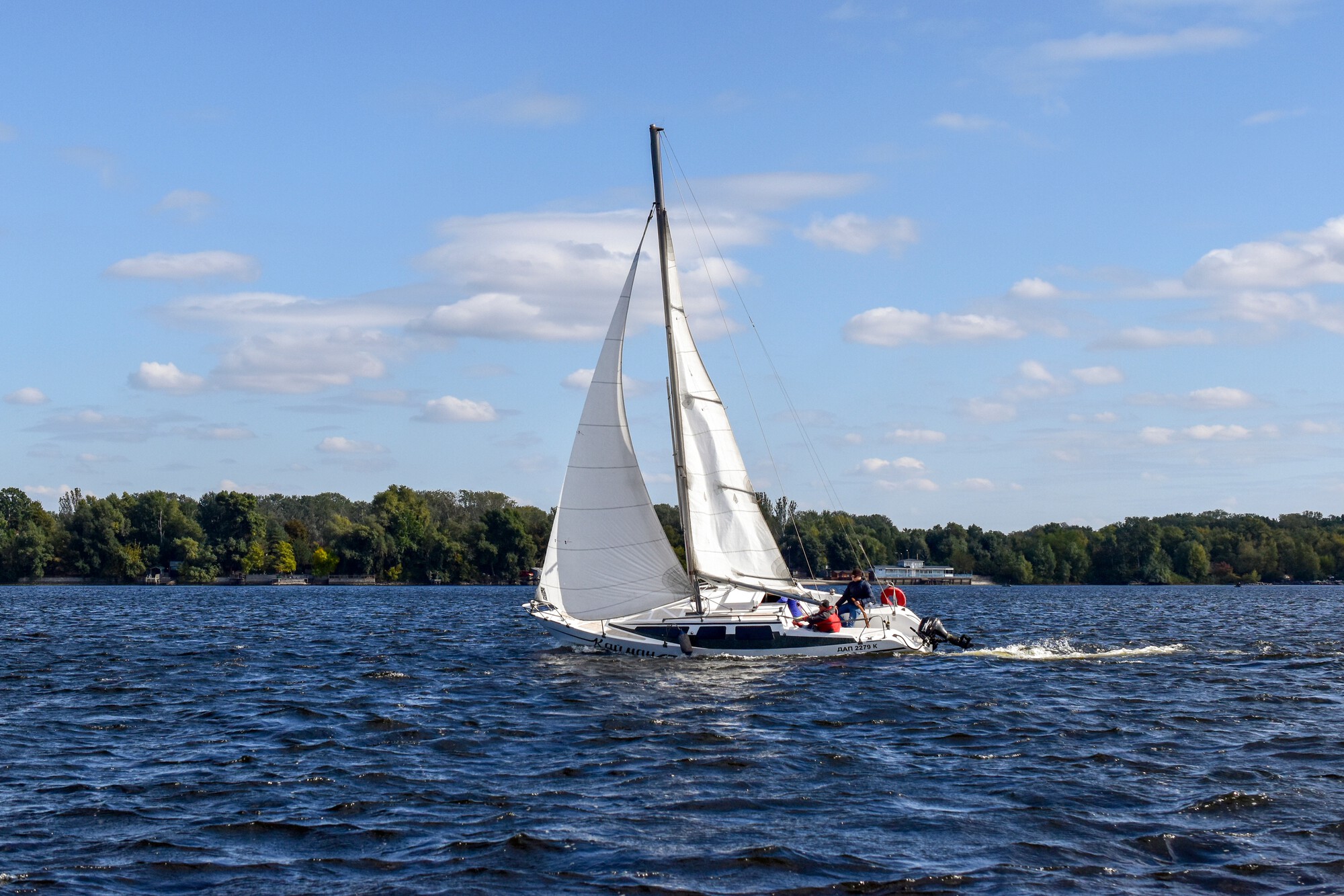 Парусный спорт